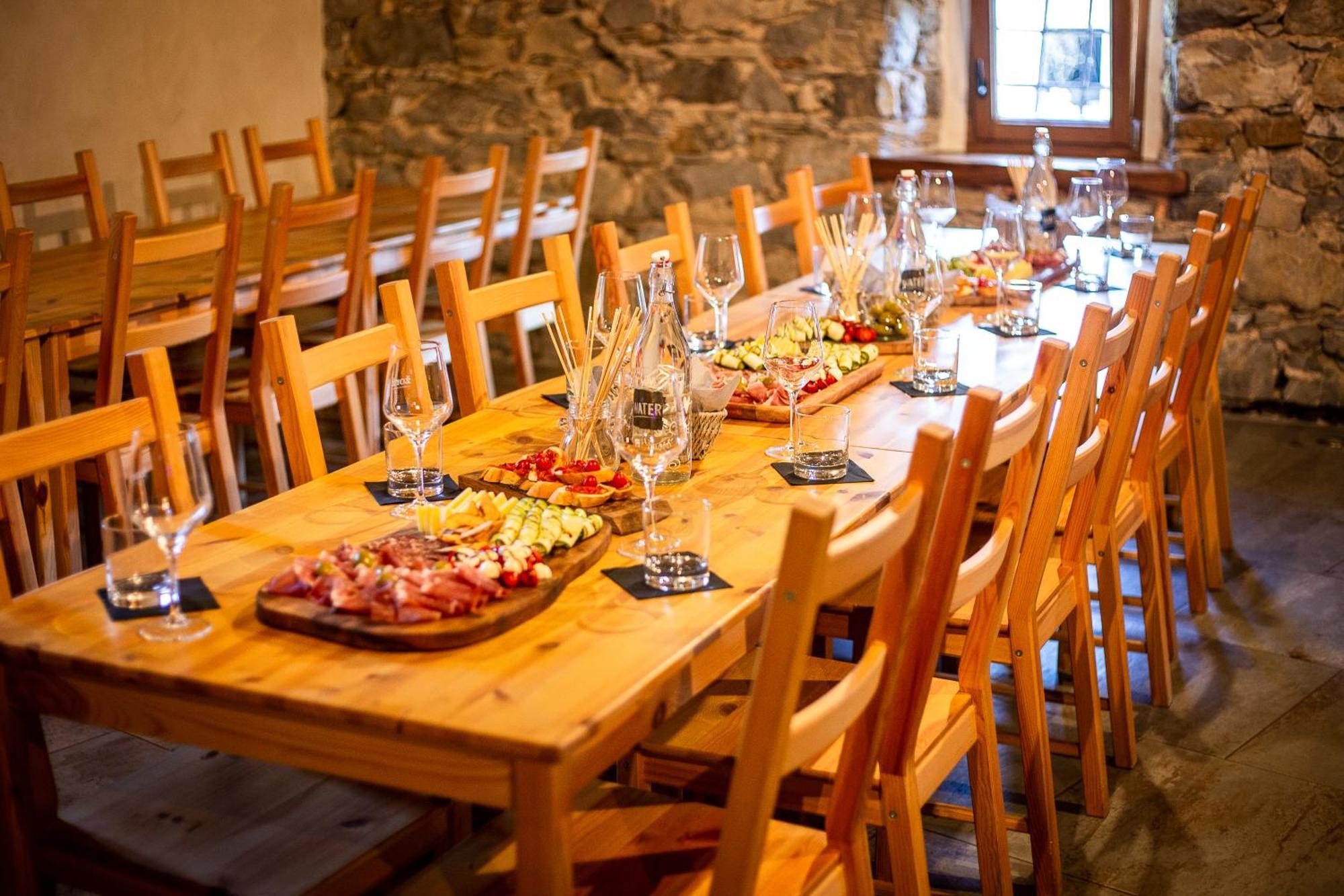 Boutique Rooms & Winery Zorz 维帕瓦 外观 照片